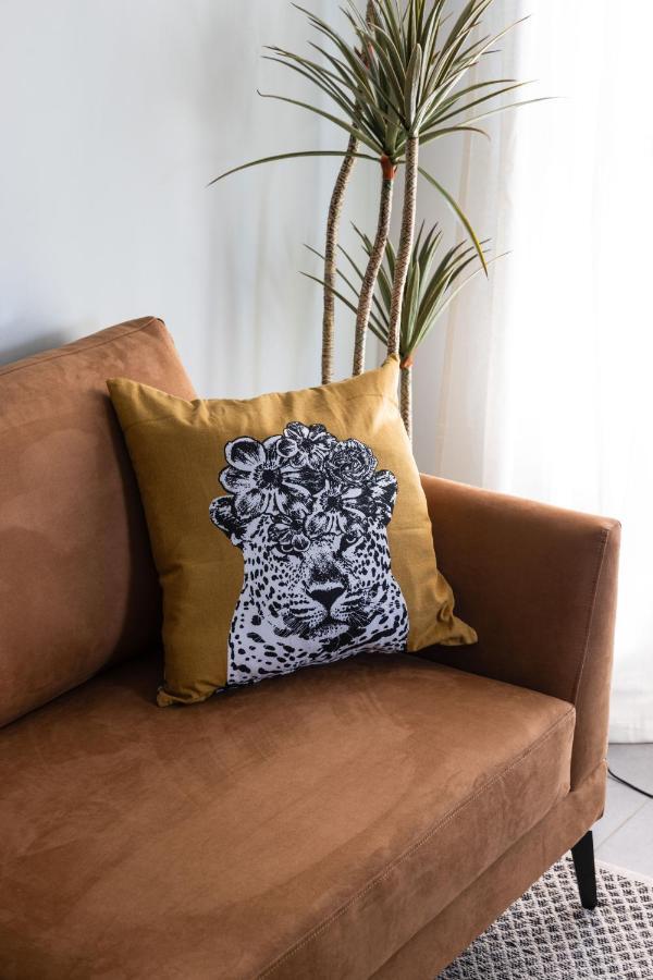 Bauhaus Boutique By Tlv2rent *
